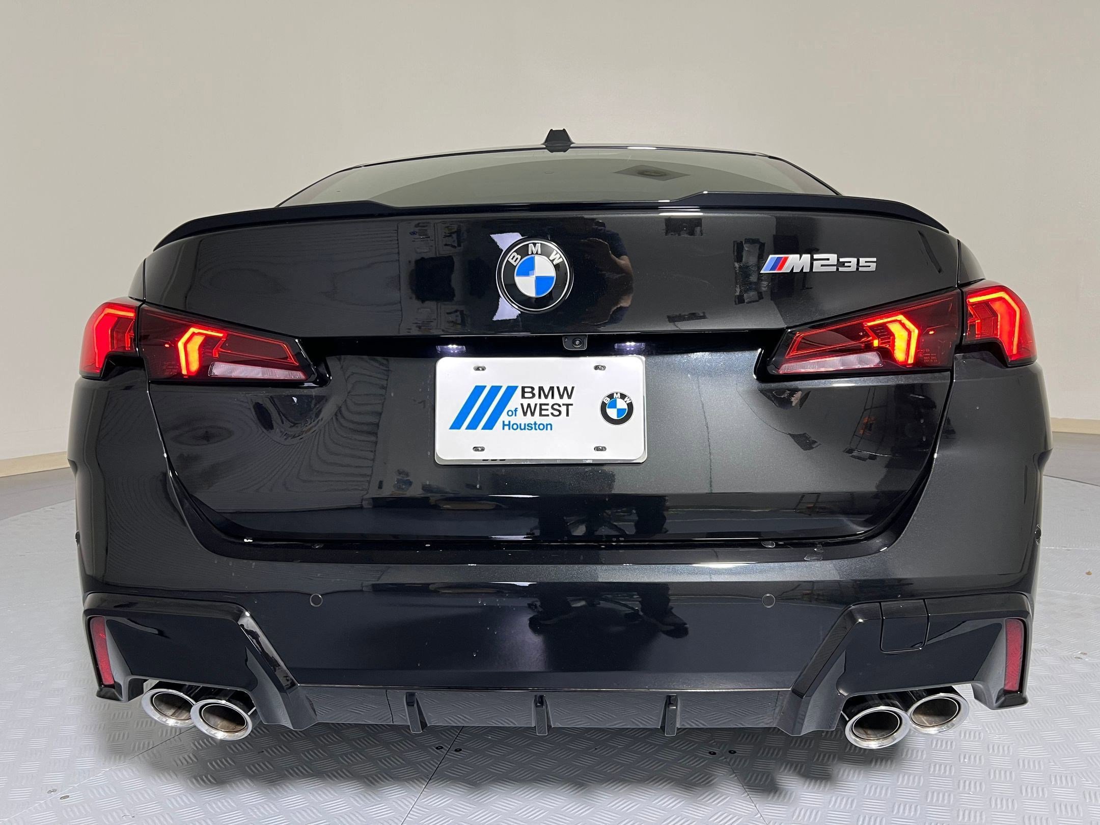 Used 2025 BMW M235i xDrive w/ Premium Package AWD/4WD image 10