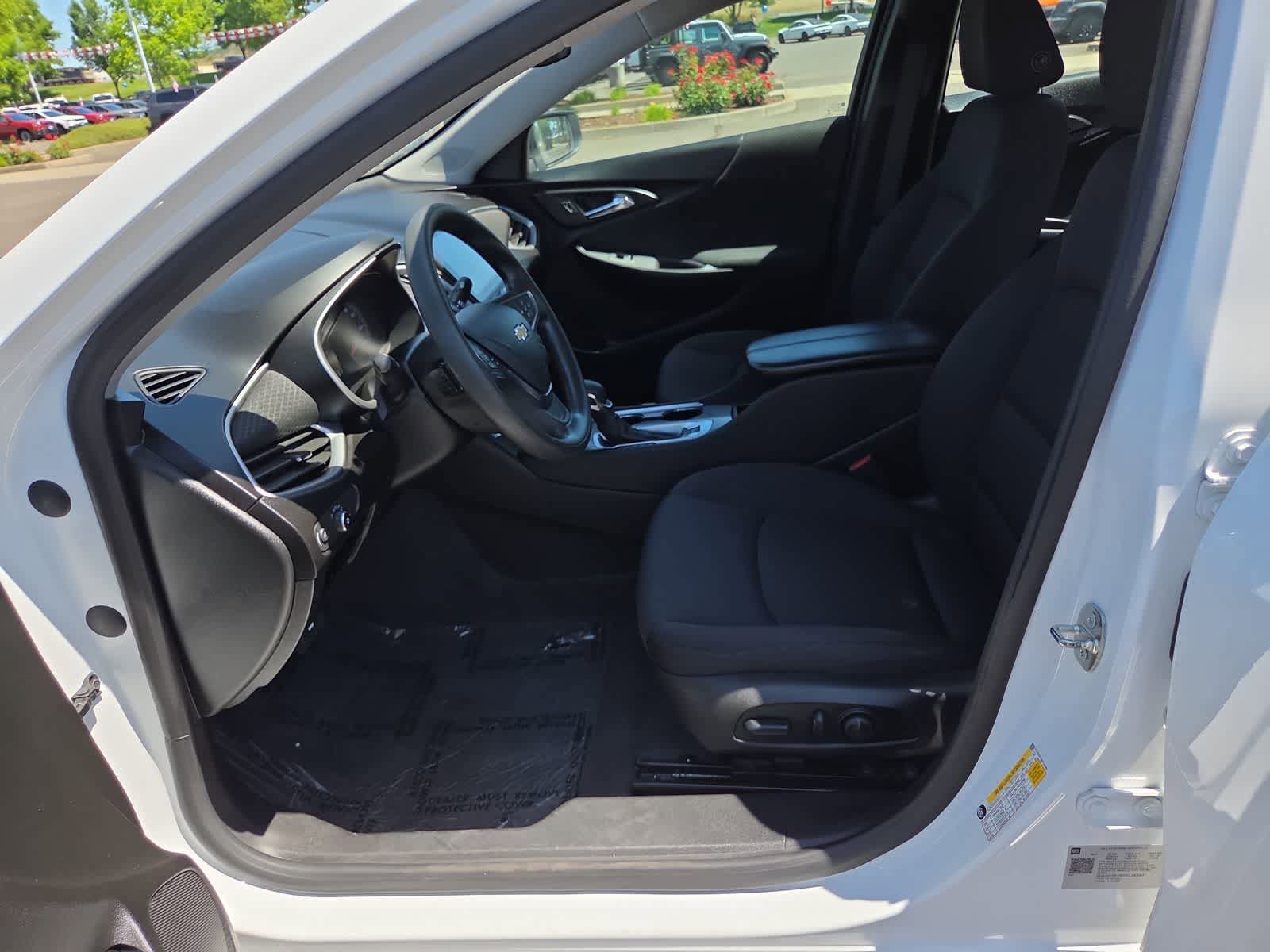 Used 2024 Chevrolet Malibu LT FWD image 19