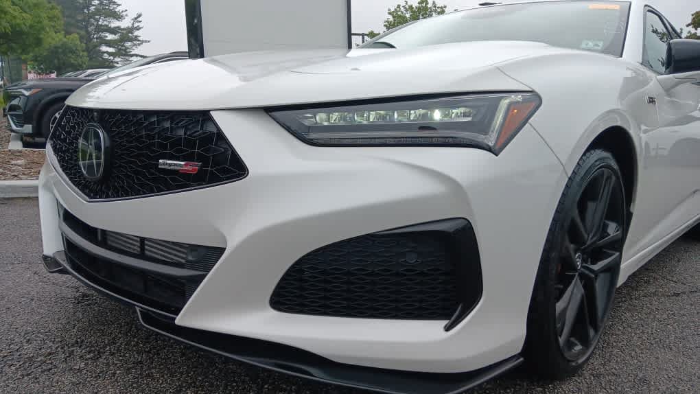 Used 2025 Acura TLX Type S AWD/4WD image 10
