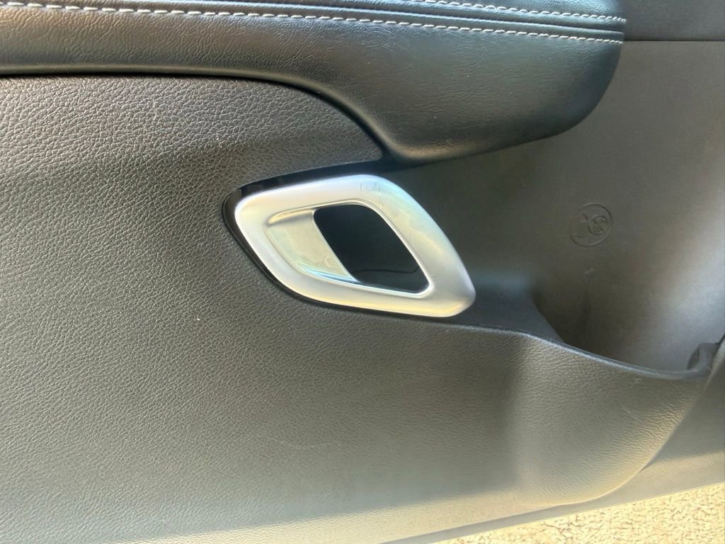 Used 2022 Dodge Challenger R/T image 13