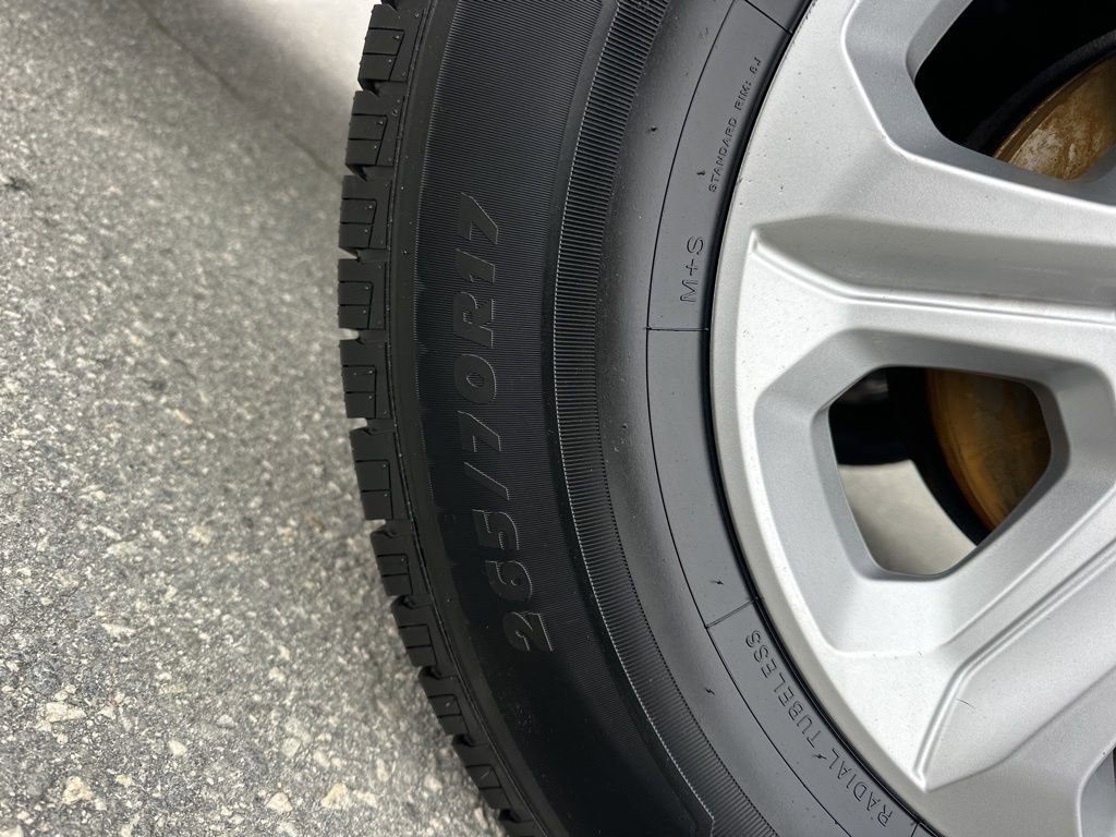 Used 2019 Toyota Tacoma SR image 27