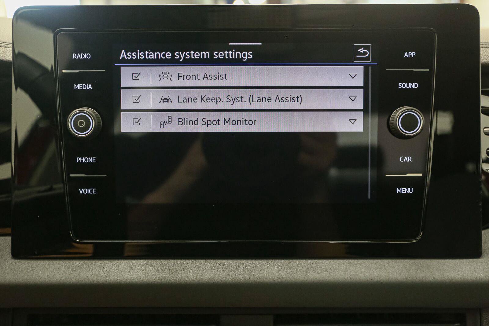 Certified 2026 Volkswagen Jetta SE FWD image 30