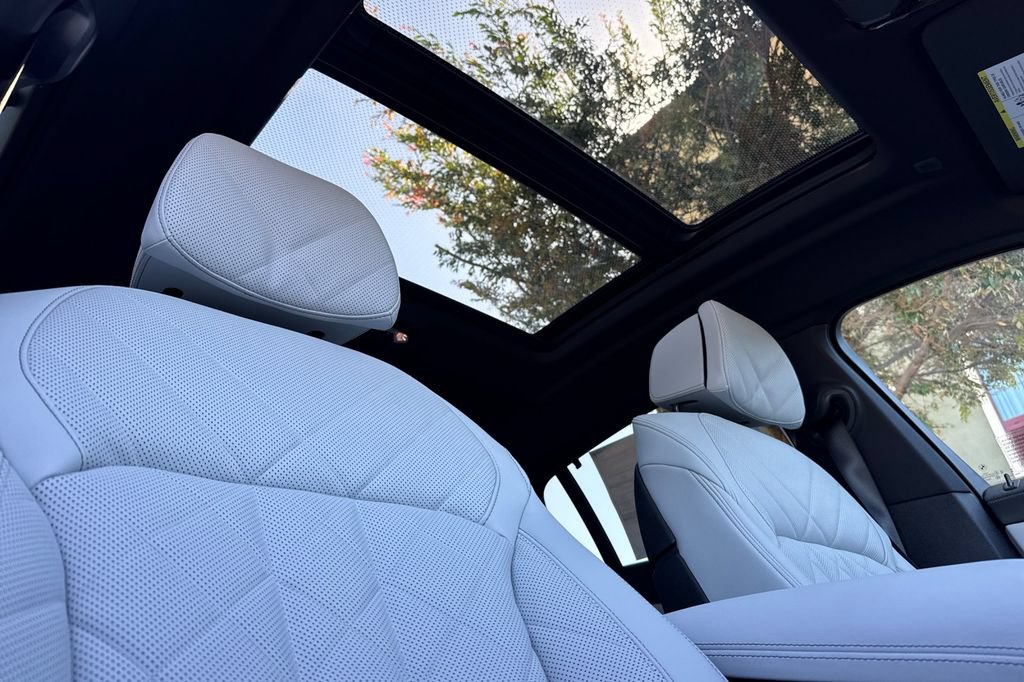 New 2027 BMW X6 xDrive40i AWD/4WD image 17