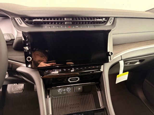 New 2026 Jeep Grand Cherokee Limited image 16