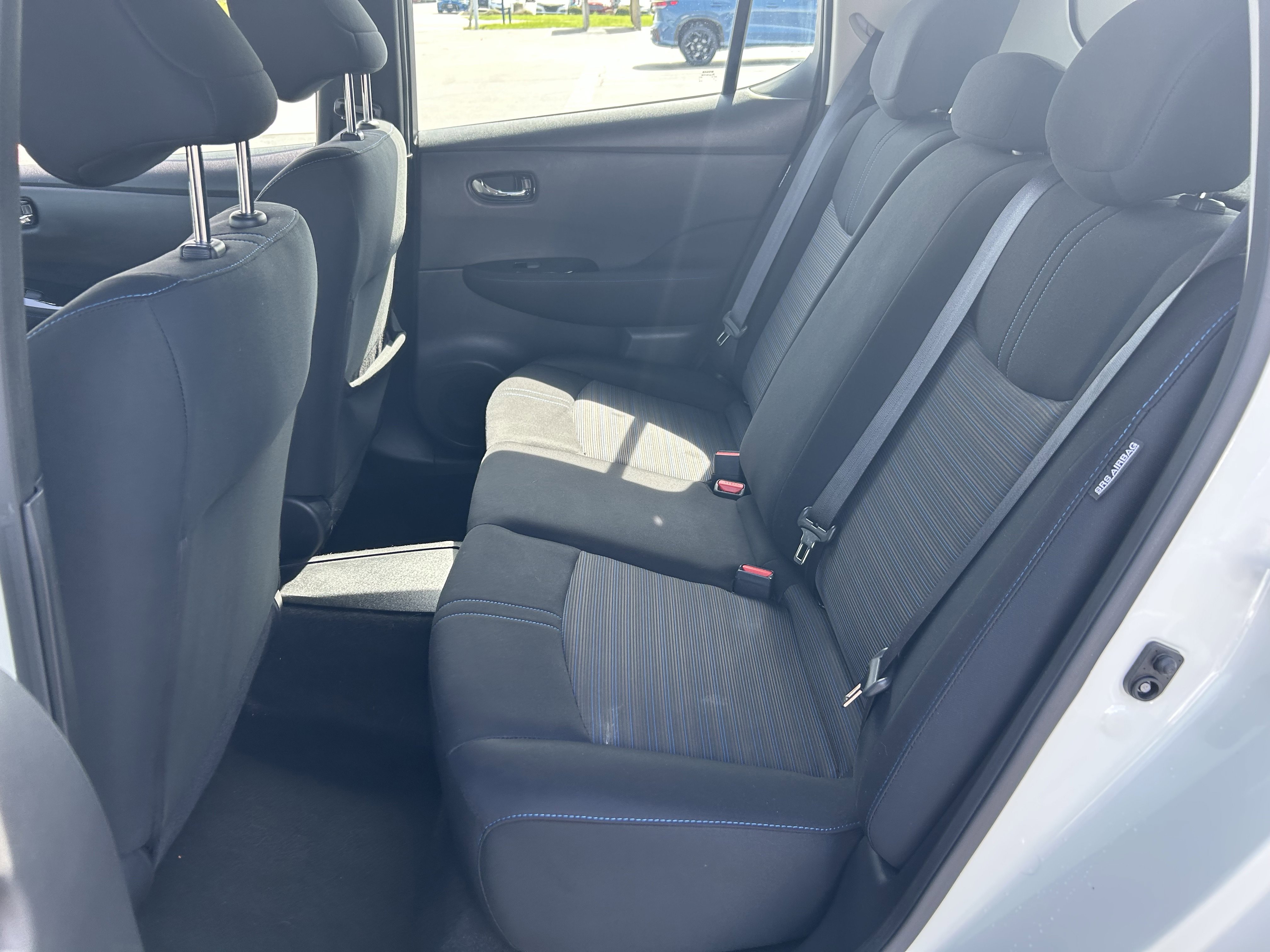 Used 2022 Nissan Leaf SV image 23