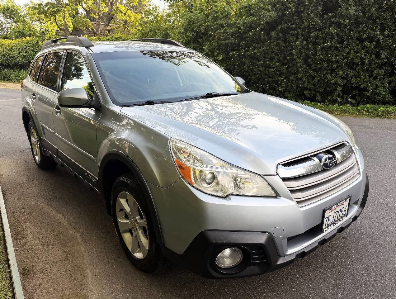 Used 2014 Subaru Outback 2.5i Premium image 9
