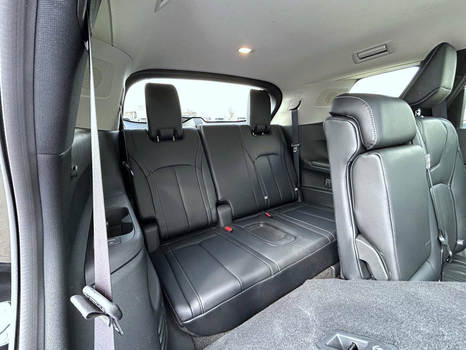 Used 2023 INFINITI QX60 Luxe image 19