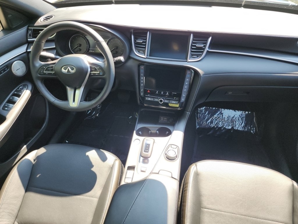 New 2025 INFINITI QX55 Essential image 31