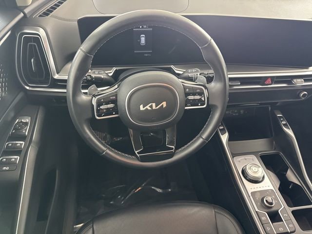 Certified 2025 Kia Sorento EX image 25