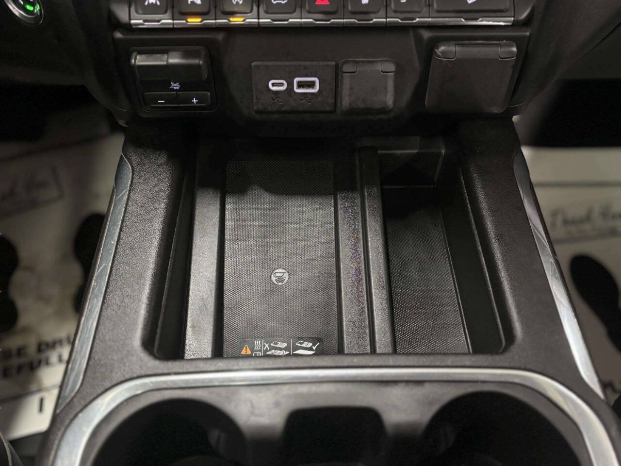 Used 2019 Chevrolet Silverado 1500 LTZ w/ LTZ Premium Package AWD/4WD image 38