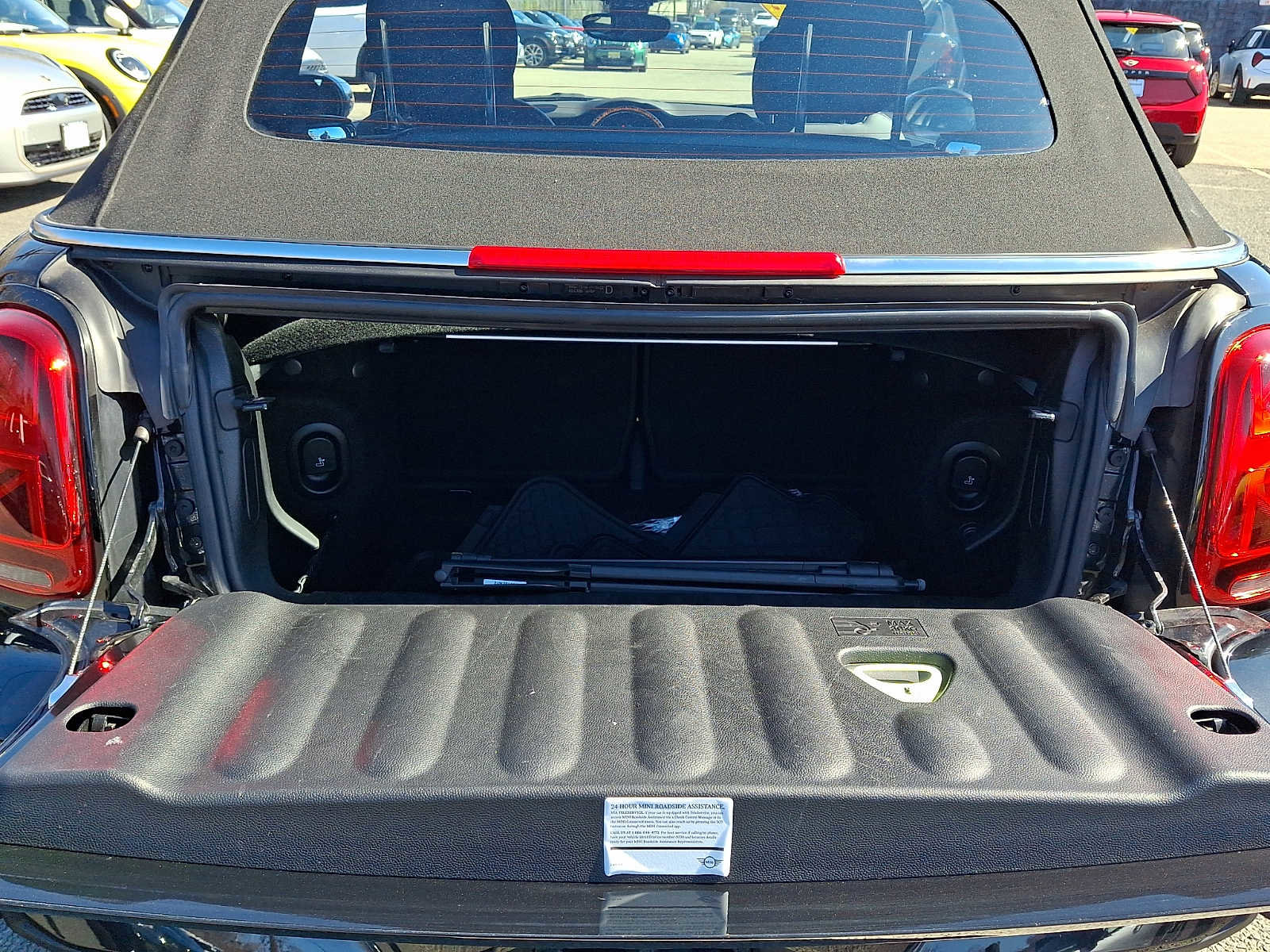 Certified 2023 MINI Cooper S image 28
