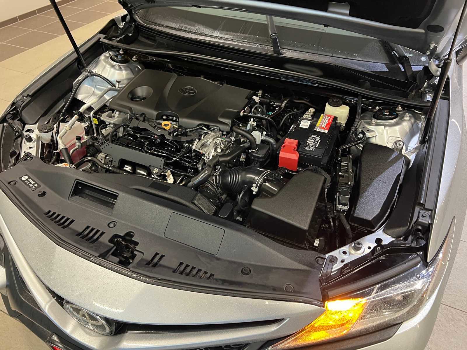 Used 2018 Toyota Camry SE image 9