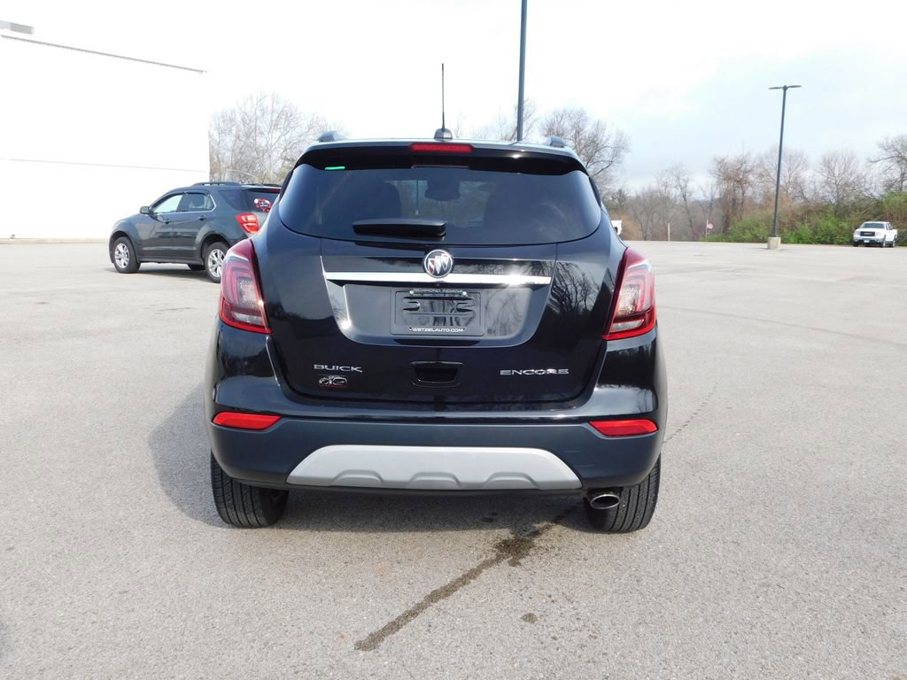 Used 2018 Buick Encore Preferred image 4