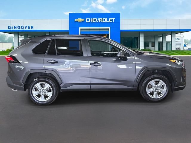Used 2021 Toyota RAV4 XLE w/ Convenience Package AWD/4WD image 7
