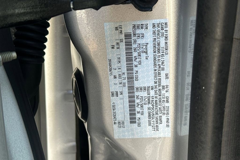 Used 2016 Ford C-MAX Energi SEL w/ Equipment Group 302A FWD image 32