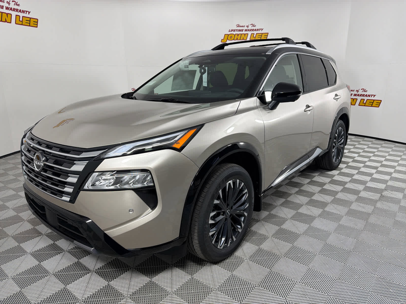 New 2026 Nissan Rogue Platinum image 1