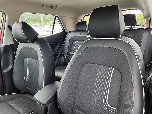 Certified 2022 Hyundai Venue Limited image 22