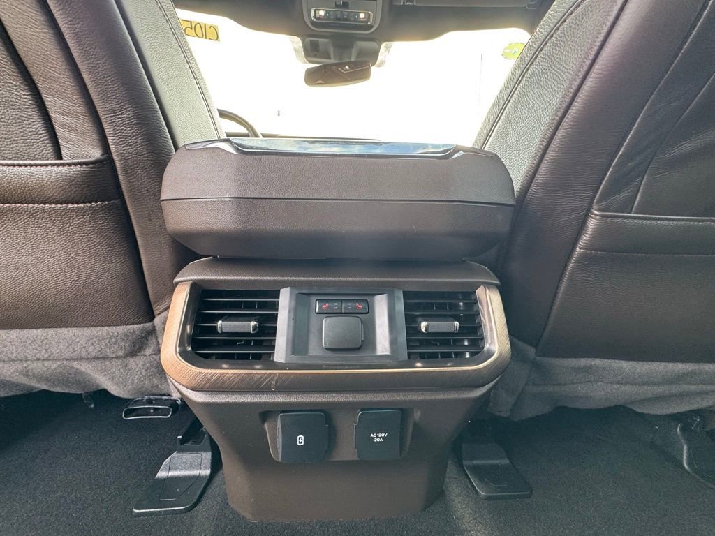 Used 2024 Ford F150 King Ranch w/ FX4 Off-Road Package image 38