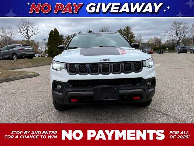Used 2023 Jeep Compass Trailhawk image 8