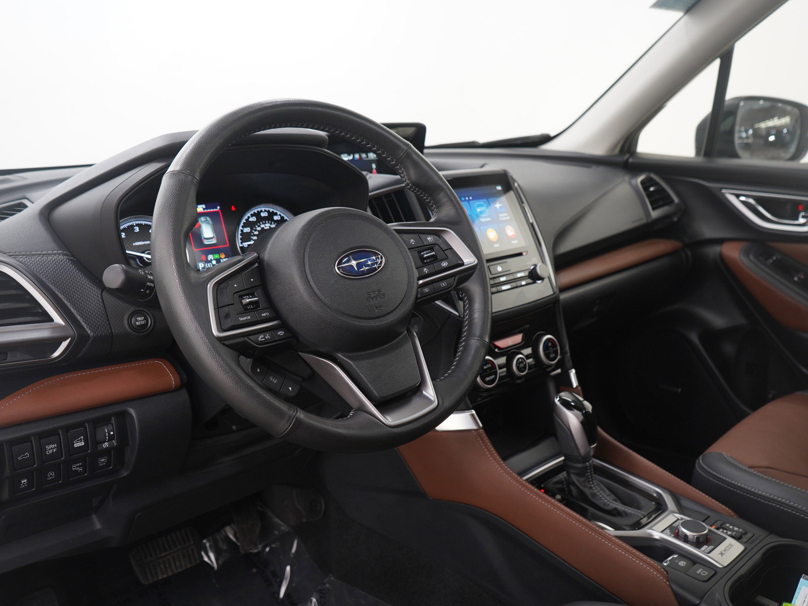 Used 2023 Subaru Forester Touring AWD/4WD image 29