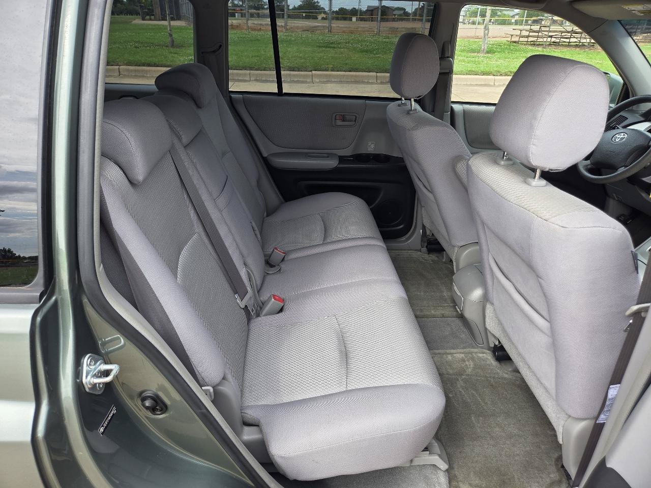 Used 2005 Toyota Highlander 2WD V6 image 24