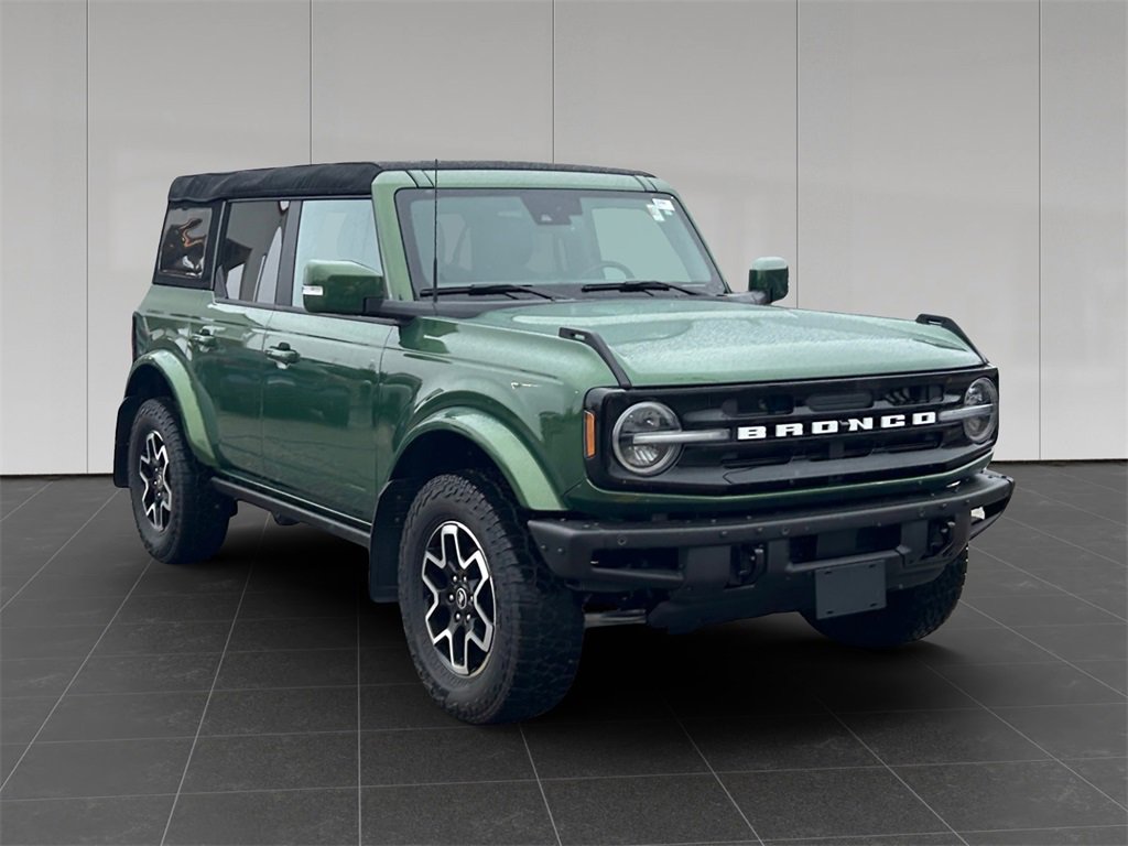 Used 2023 Ford Bronco Outer Banks image 6