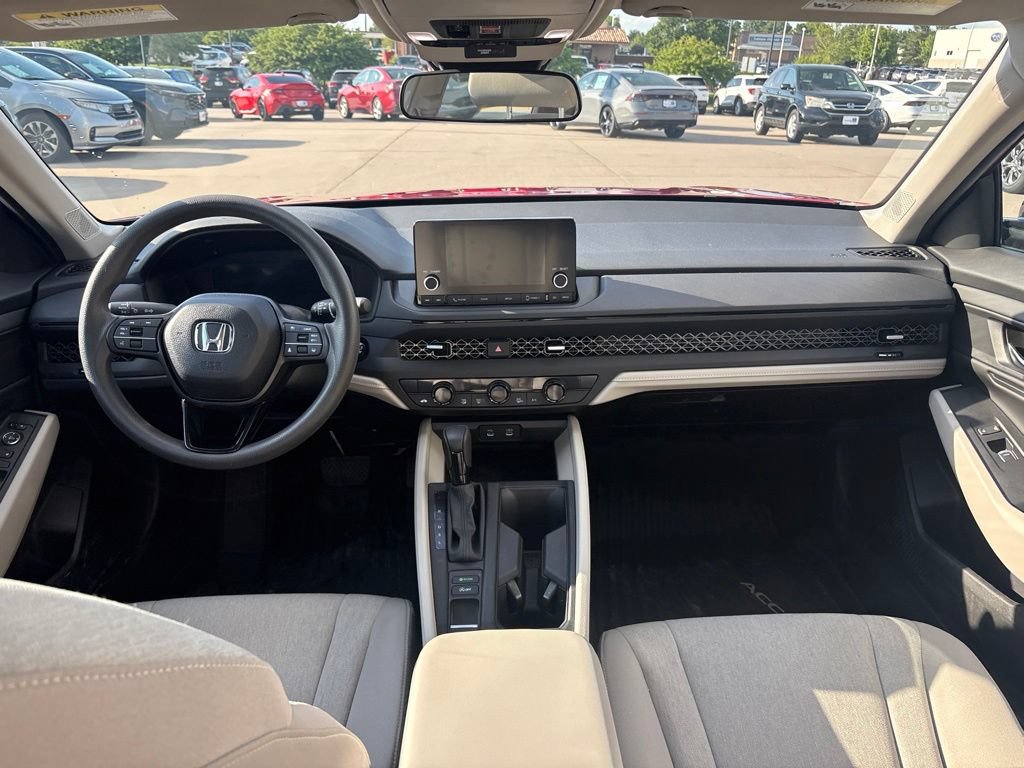 Certified 2025 Honda Accord SE image 33