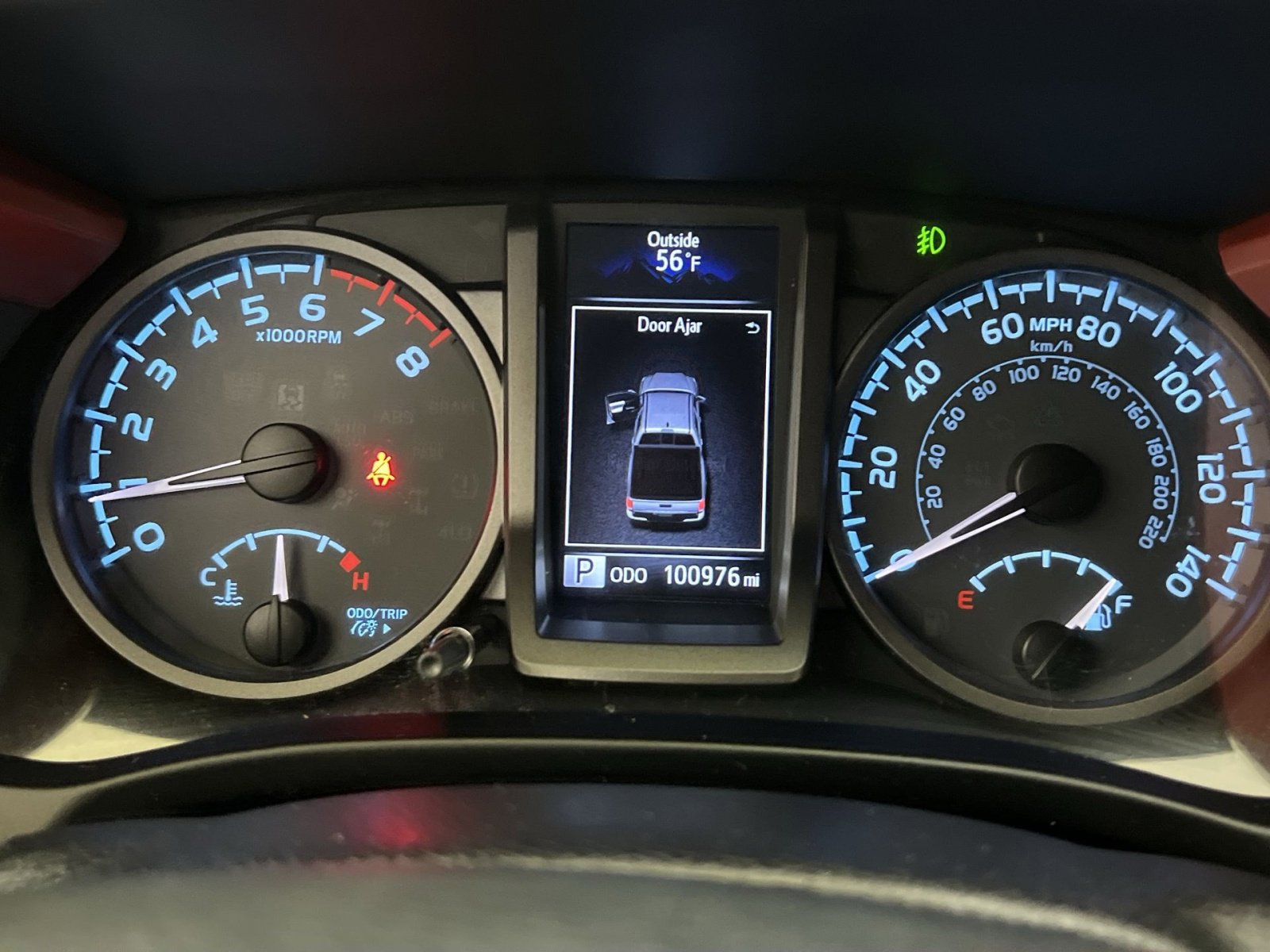 Used 2017 Toyota Tacoma TRD Off-Road w/ Tow Package (A/T) AWD/4WD image 16