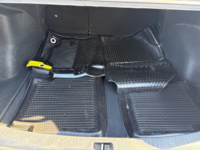 Certified 2024 Toyota Corolla LE FWD image 19