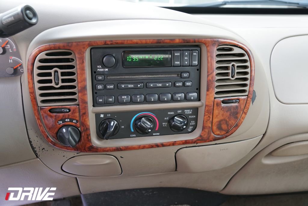 Used 2001 Ford F150 Lariat image 24