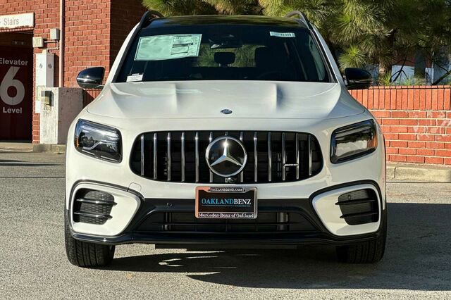 New 2026 Mercedes-Benz GLB 35 AMG 4MATIC image 9
