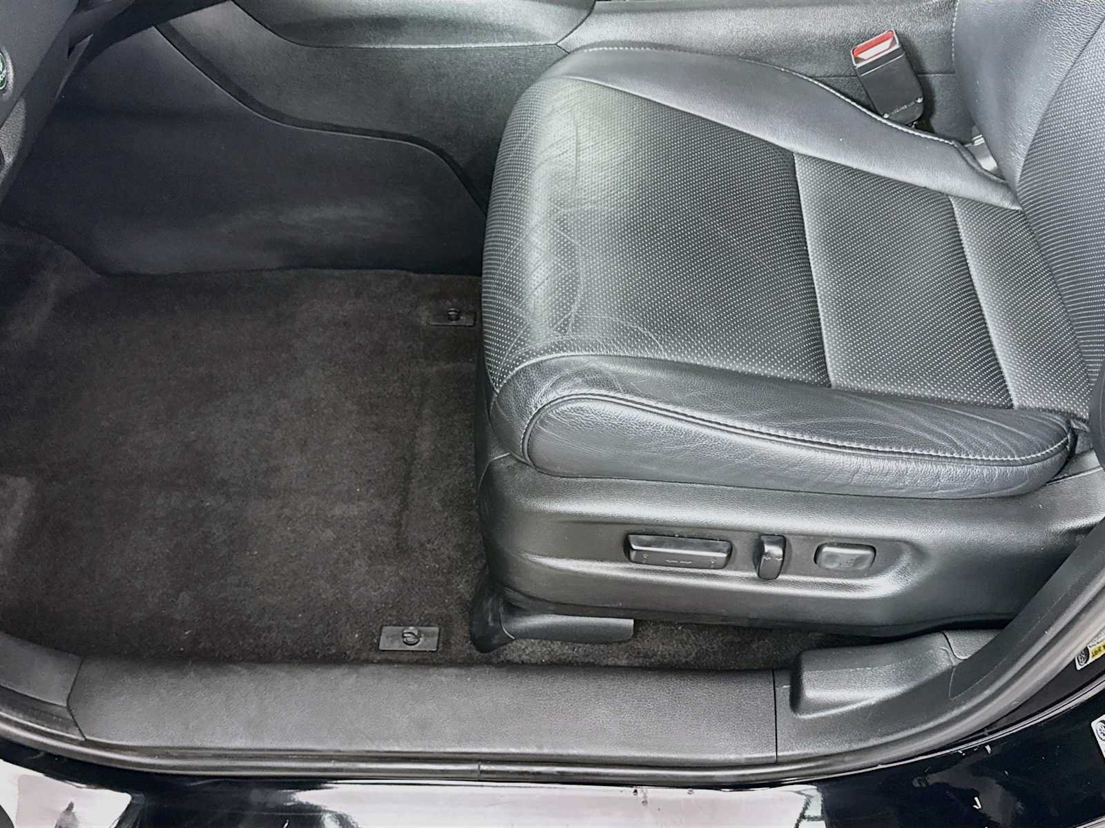 Used 2023 Honda Passport EX-L image 18