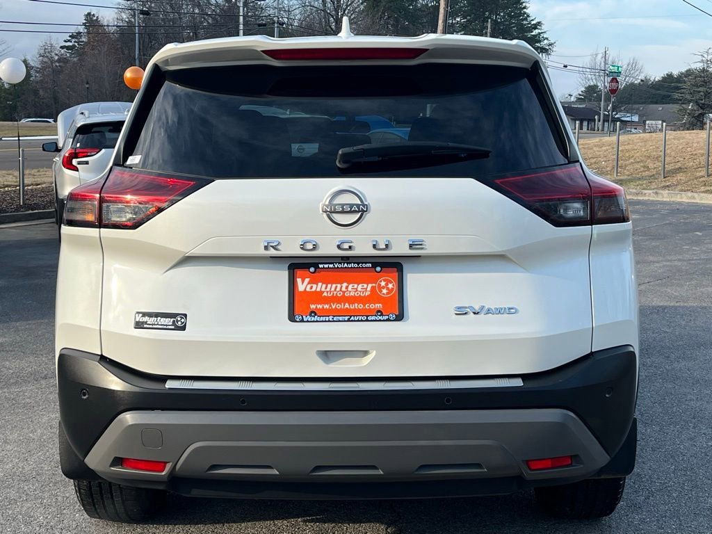 Used 2022 Nissan Rogue SV image 6