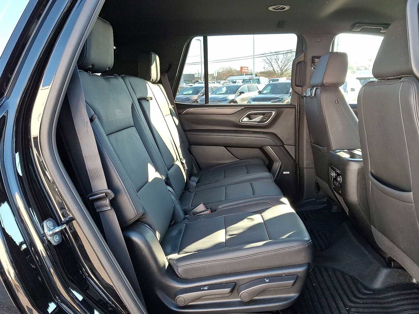 Used 2023 Chevrolet Tahoe LT image 33