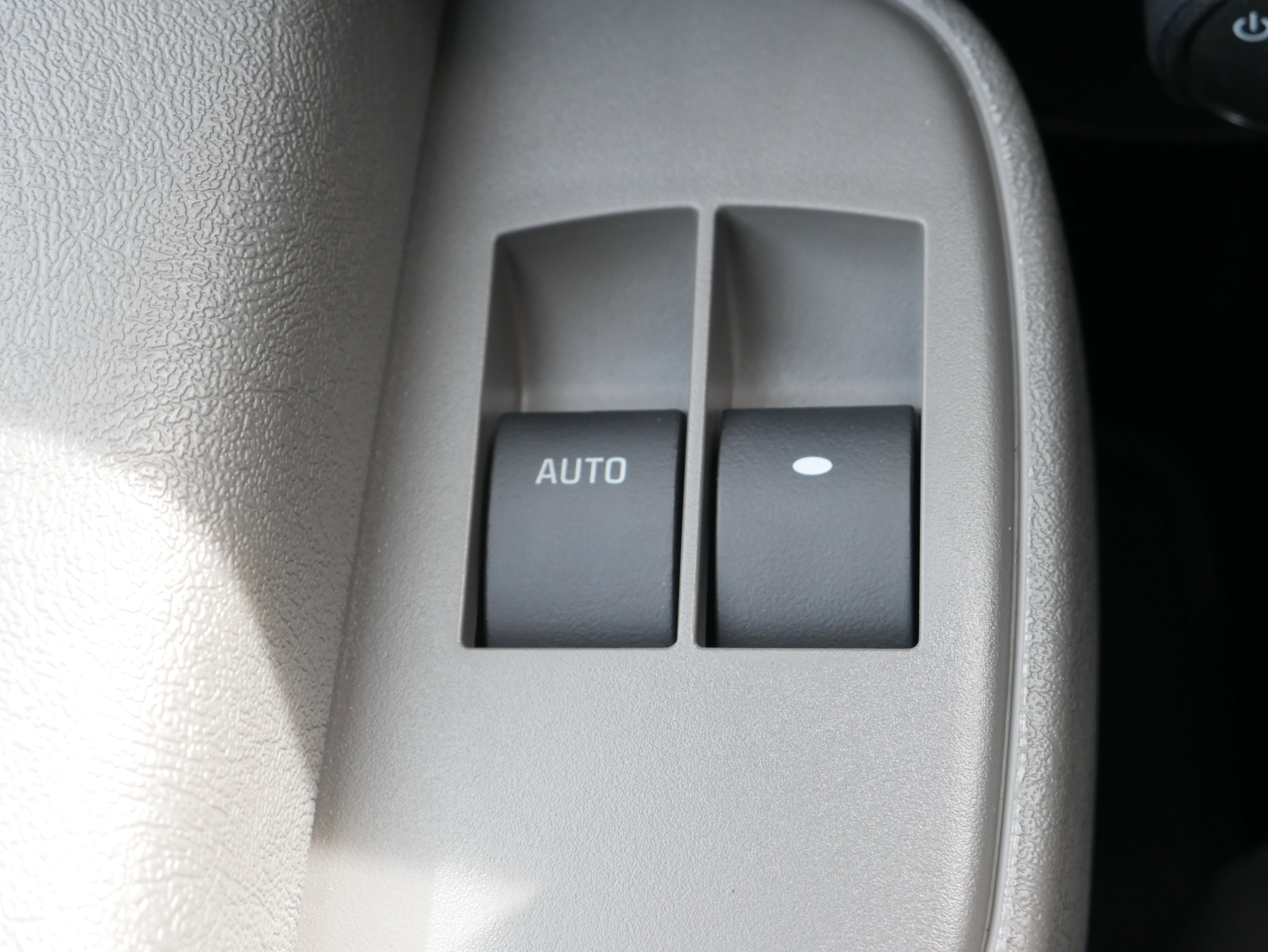 New 2025 Chevrolet Express 3500 w/ Power Convenience Package image 25