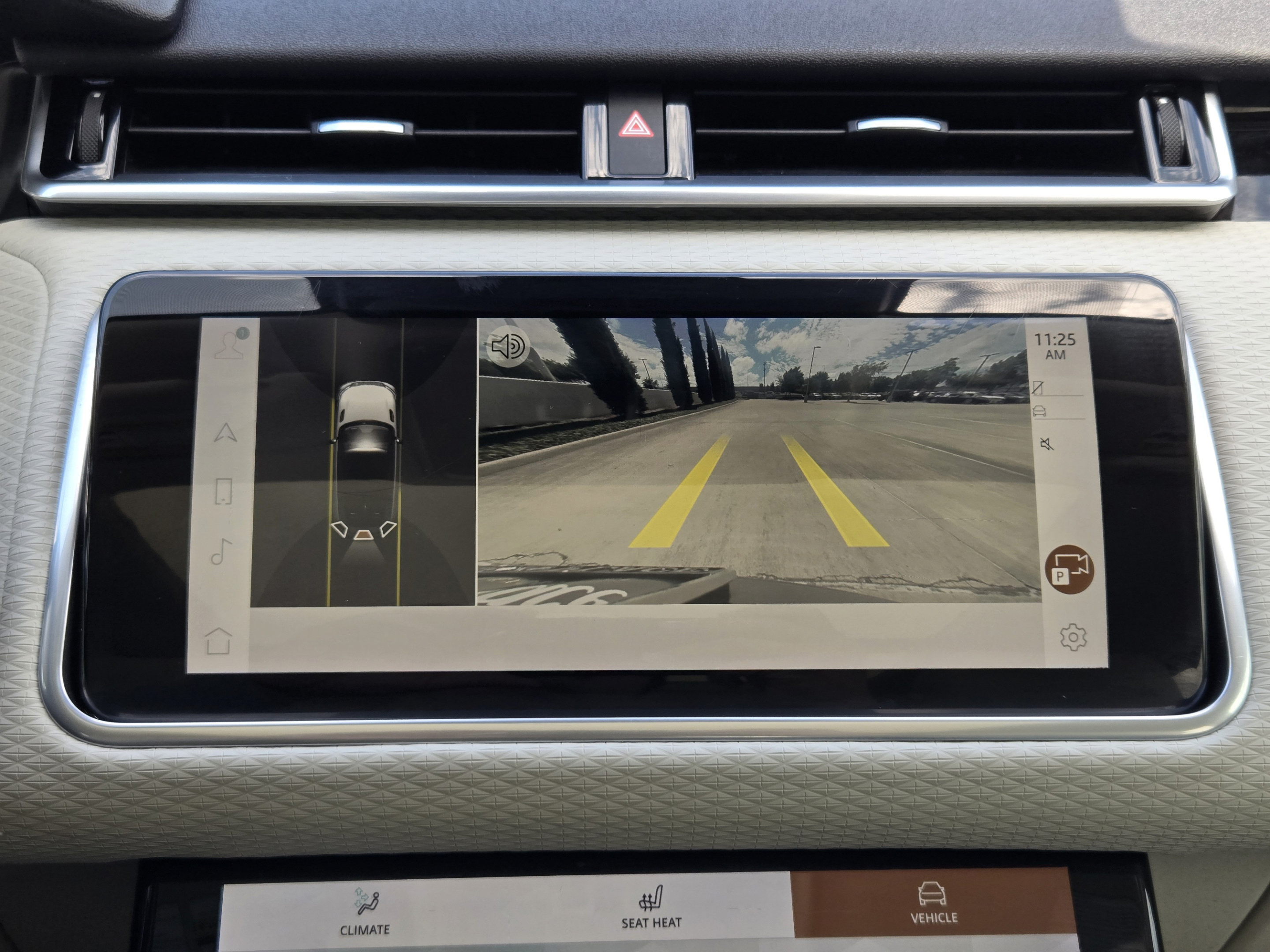 Used 2023 Land Rover Range Rover Velar R-Dynamic S AWD/4WD image 15
