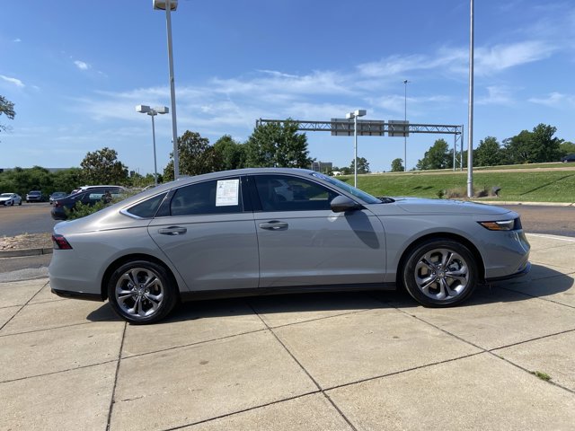 Used 2025 Honda Accord EX-L image 13