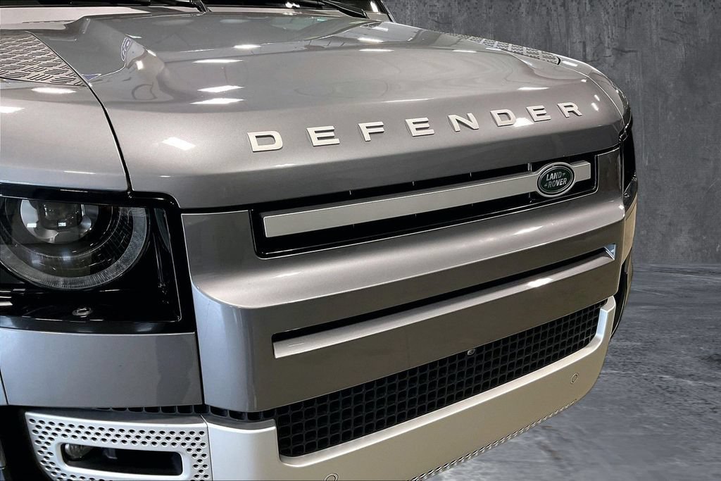 Used 2024 Land Rover Defender 110 S AWD/4WD image 34