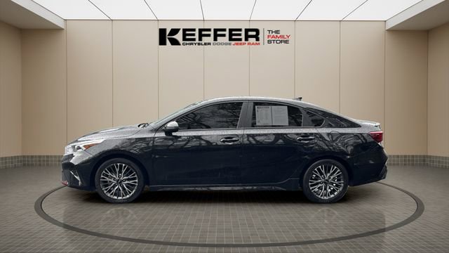 Used 2023 Kia Forte GT-Line image 2