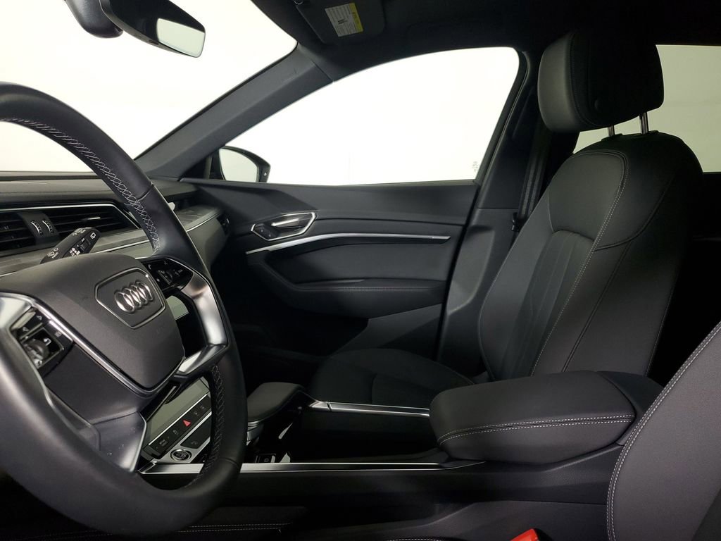 Used 2023 Audi e-tron Premium w/ Convenience Plus Package AWD/4WD image 22