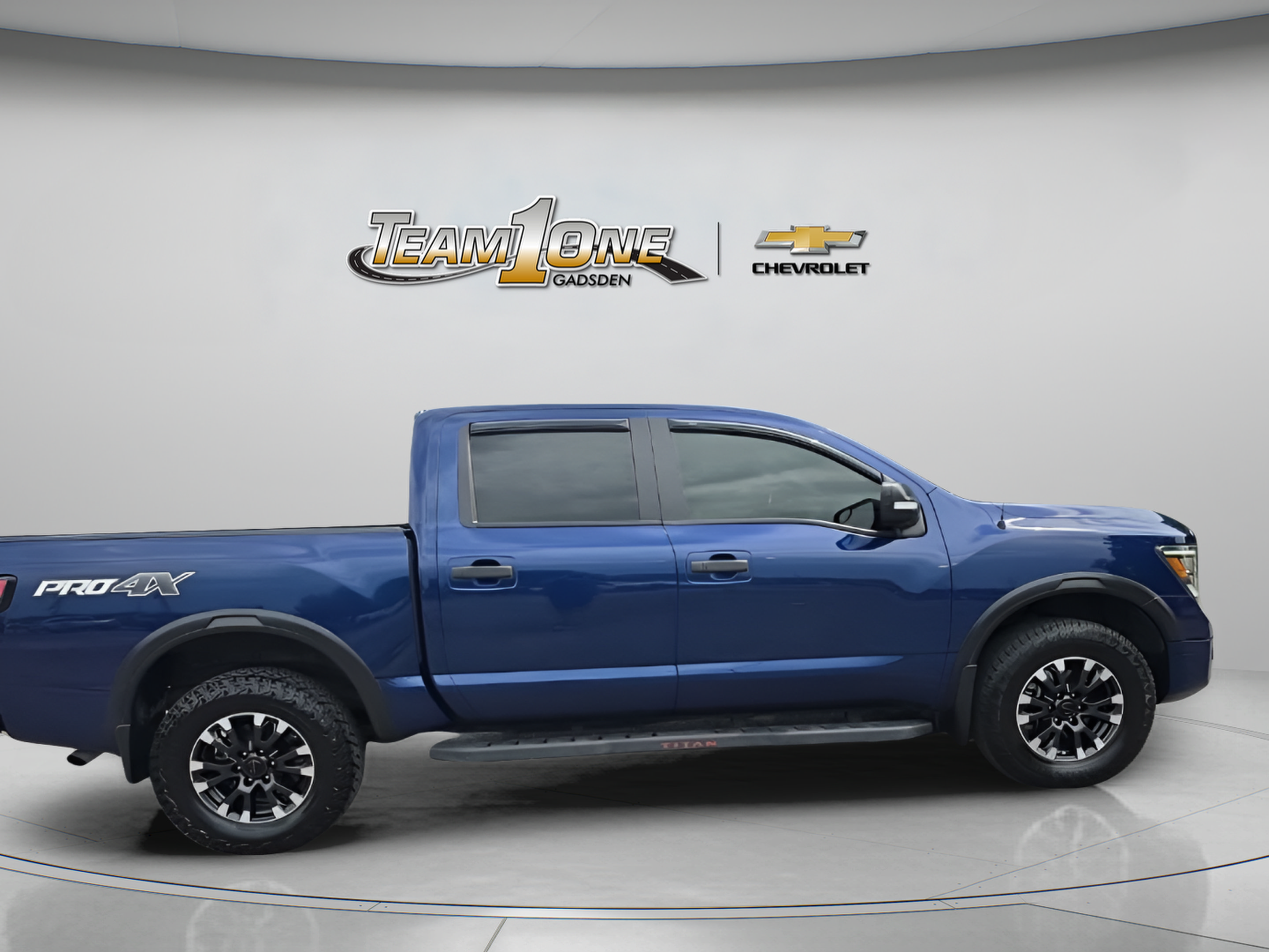 Used 2020 Nissan Titan PRO-4X w/ Pro-4x Convenience Package AWD/4WD image 9