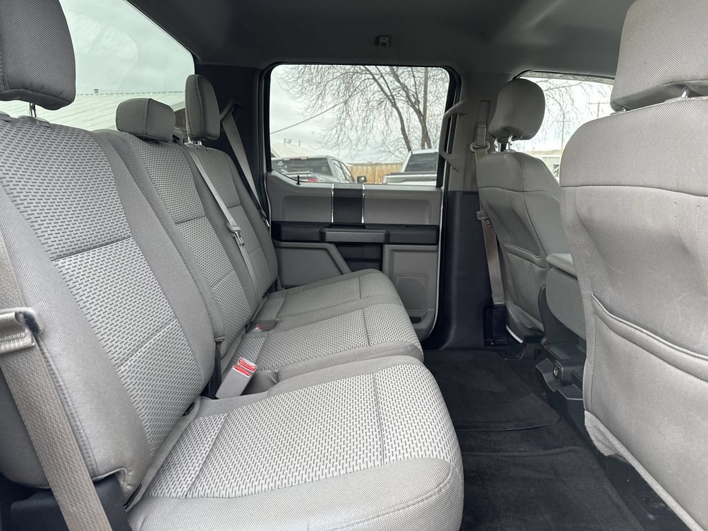 Used 2016 Ford F150 XLT AWD/4WD image 21