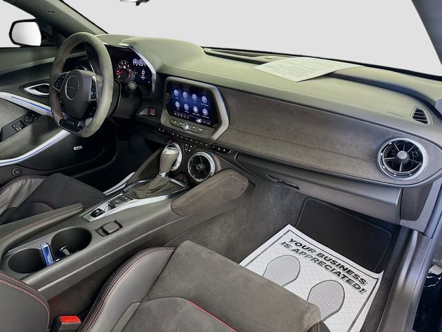 Used 2022 Chevrolet Camaro ZL1 image 28