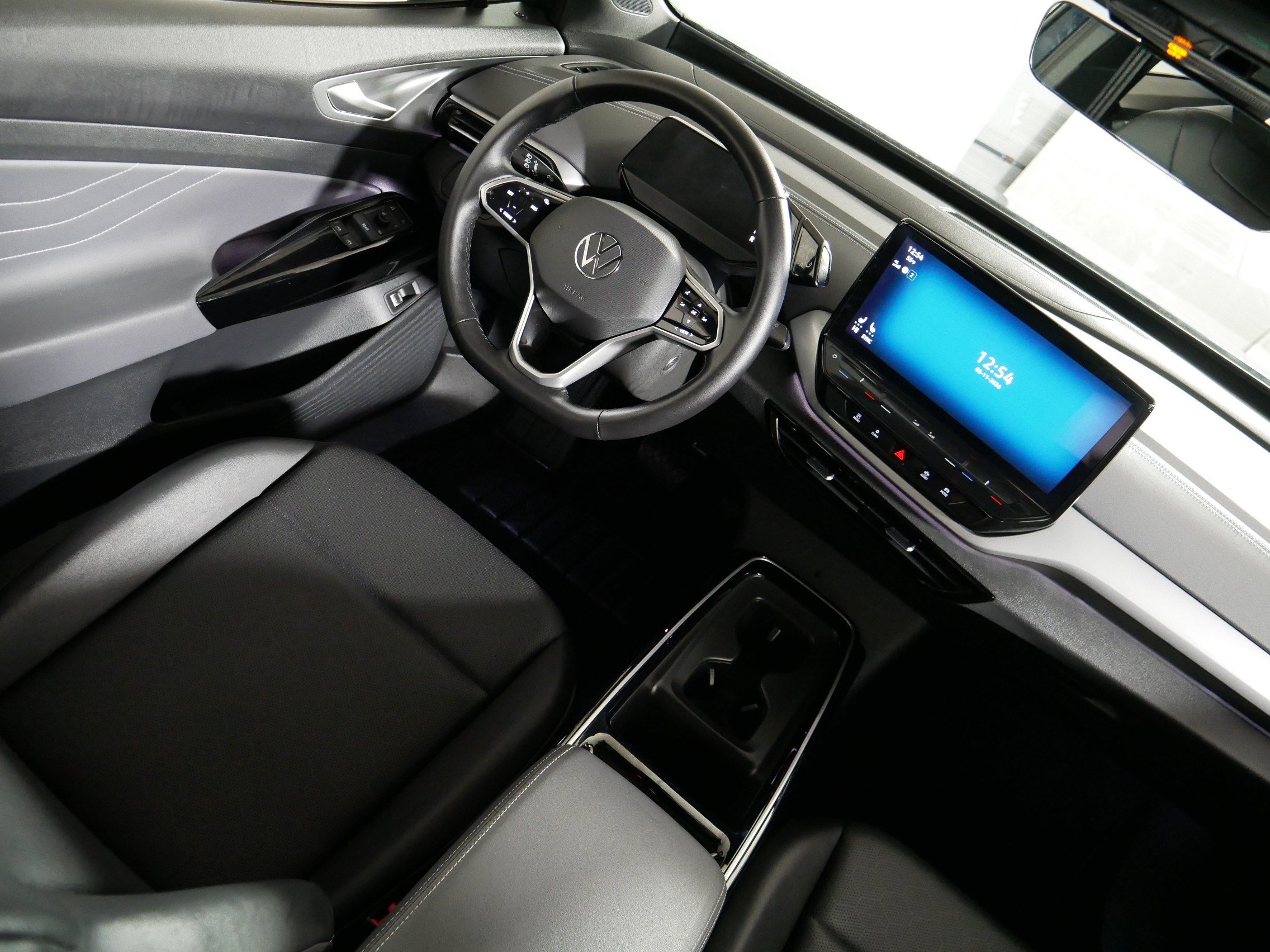 Certified 2023 Volkswagen ID.4 Pro S AWD/4WD image 9