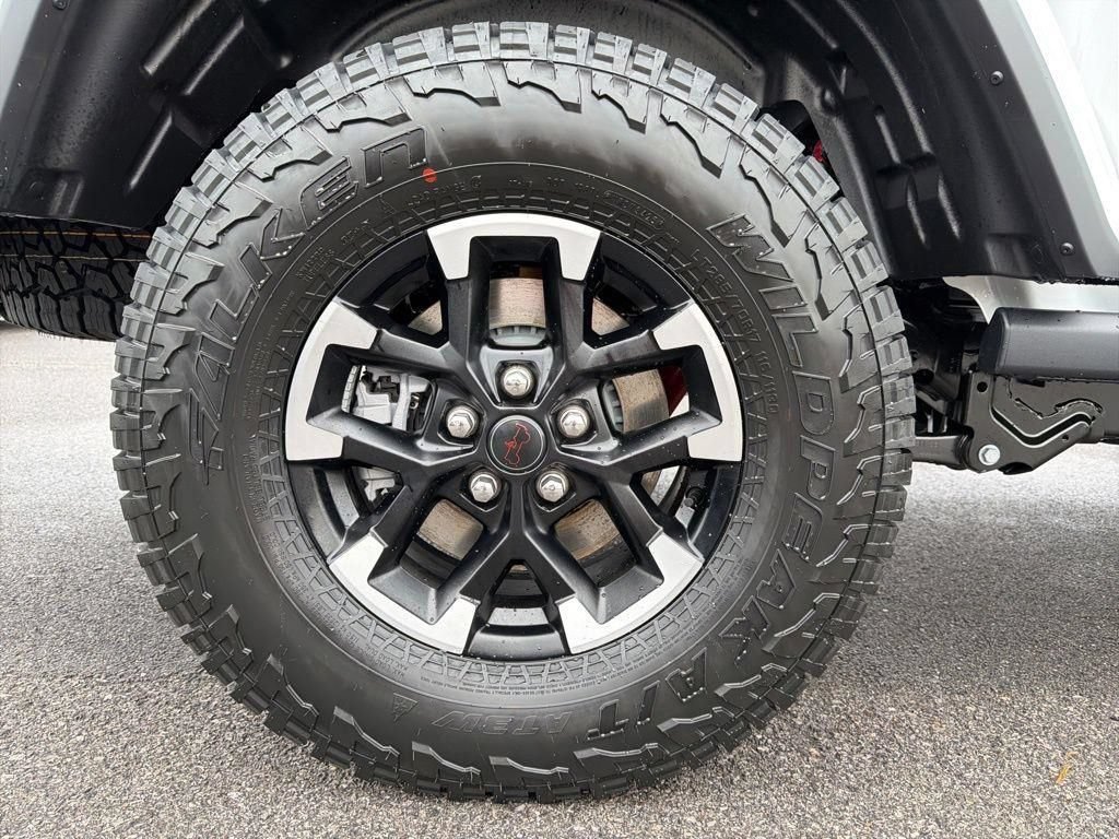 New 2026 Jeep Gladiator Rubicon AWD/4WD image 12