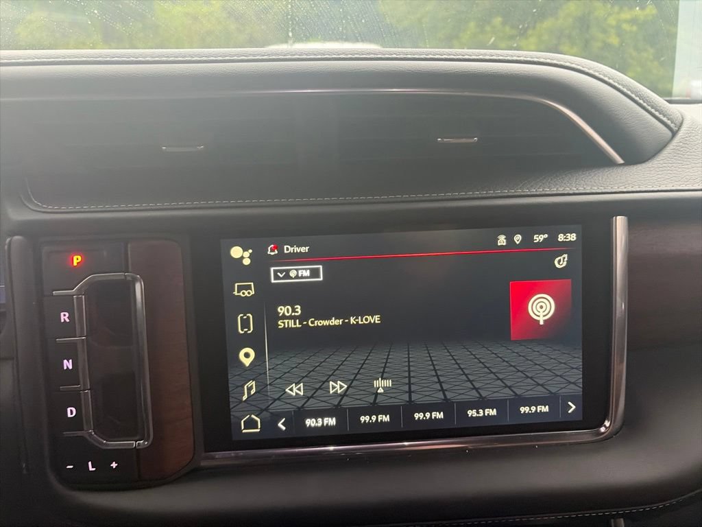 Used 2024 GMC Yukon Denali Ultimate AWD/4WD image 21