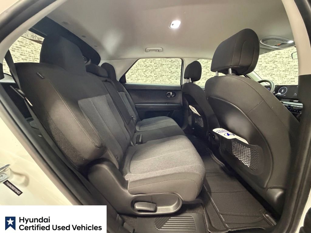 Certified 2025 Hyundai Ioniq 5 SE RWD image 13