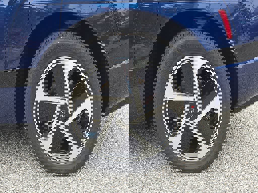 New 2026 Hyundai Ioniq 9 Calligraphy image 14