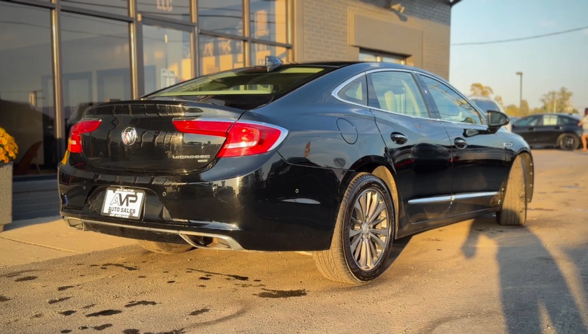 Used 2019 Buick LaCrosse Premium w/ Driver Confidence Package II AWD/4WD image 2