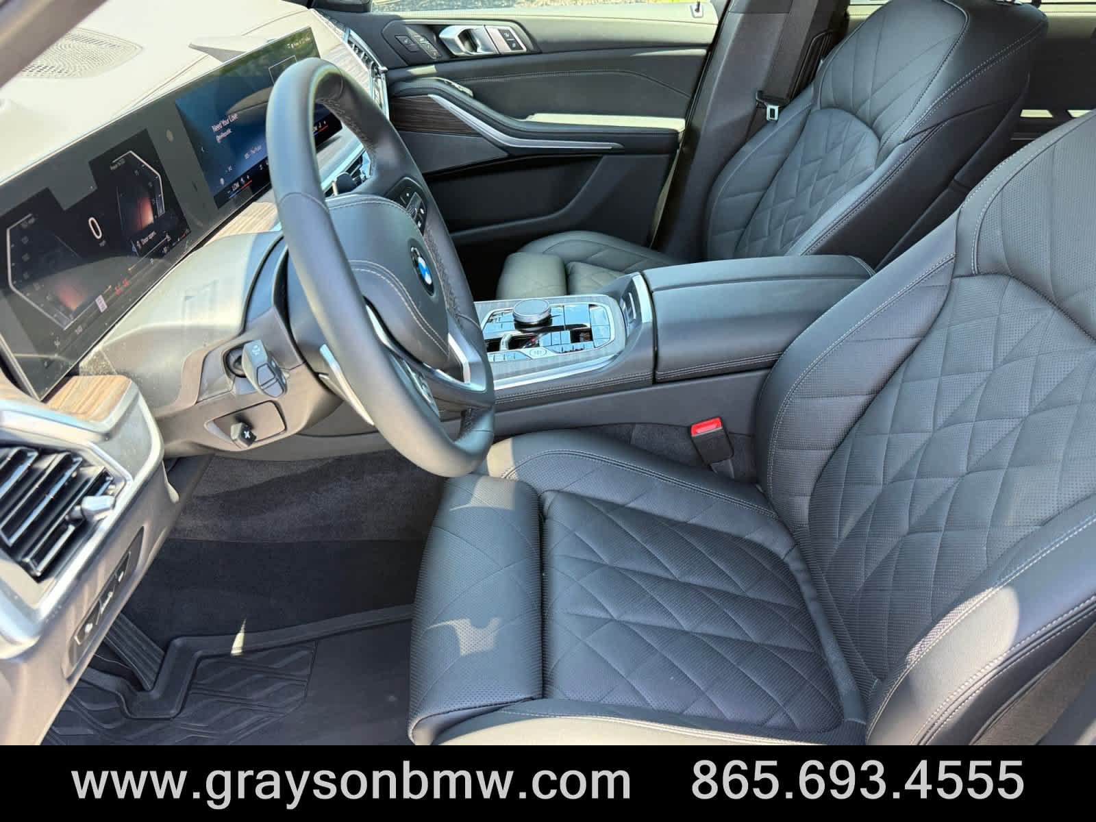 Used 2026 BMW X5 xDrive40i AWD/4WD image 11